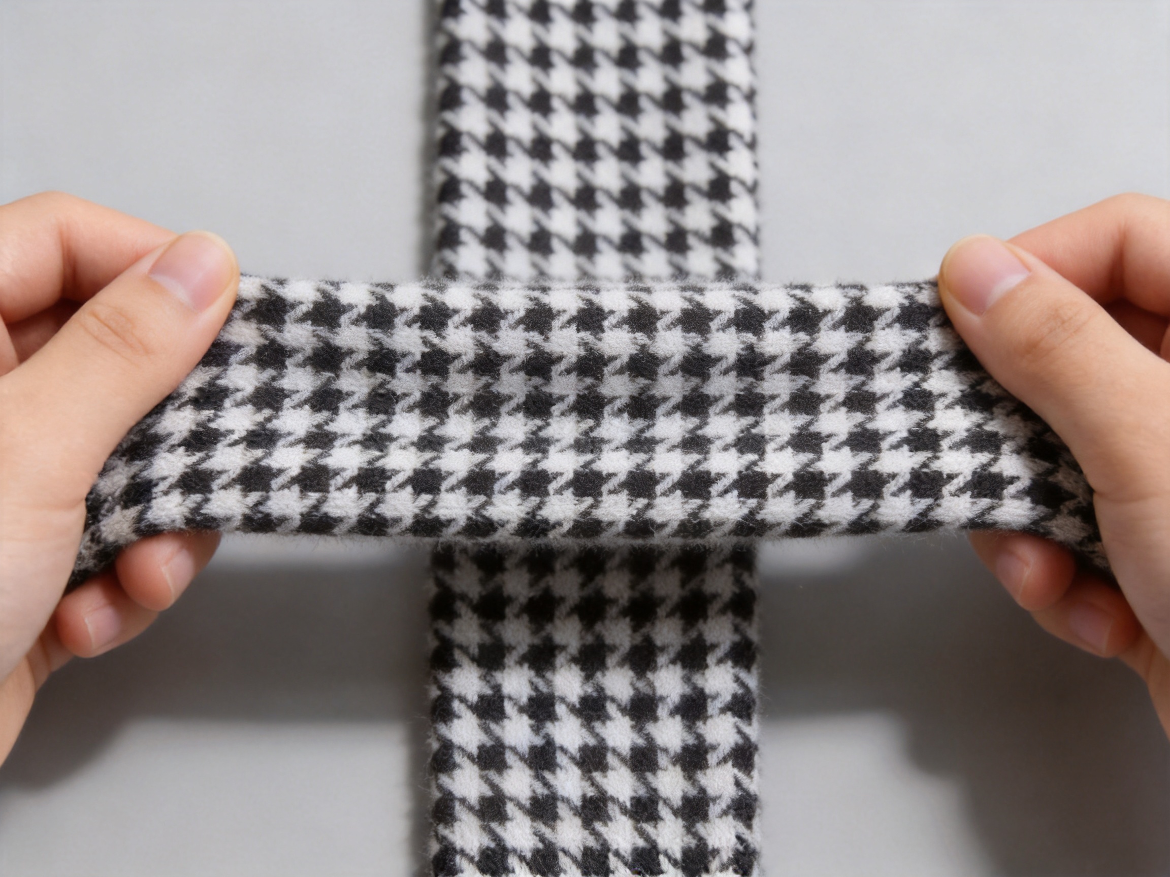 Jacquard Houndstooth Fabric: Soft Structure, Lasting Style, and Versatile Performance
